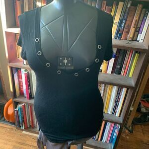 Lulu’s black grommet detail v-neck knit shirt sleeve gothic core dark academia S